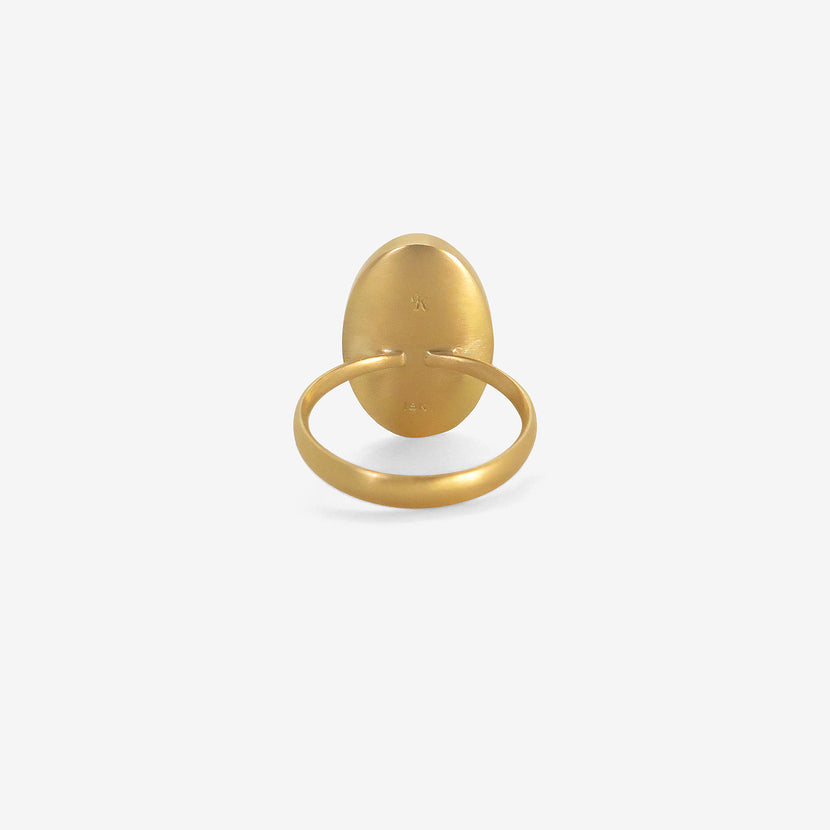 GABRIELLA KISS 18K & LARGE OVAL AUSTRALIAN OPAL RING, 6.54CT