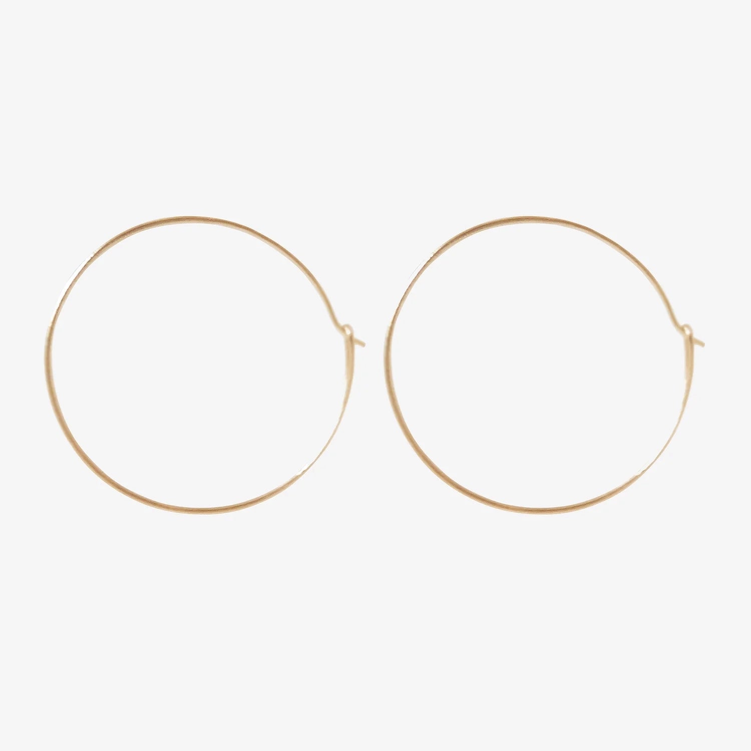 NICOLE LANDAW 14K YELLOW GOLD NEEDLE LOOP HOOPS