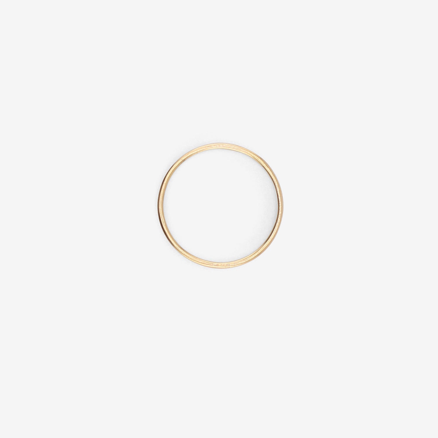 GABRIELLA KISS 18K LATIN INSCRIPTION BAND – “OMNIA VINCIT AMOR” – LOVE CONQUERS ALL, SIZE 10 1/4