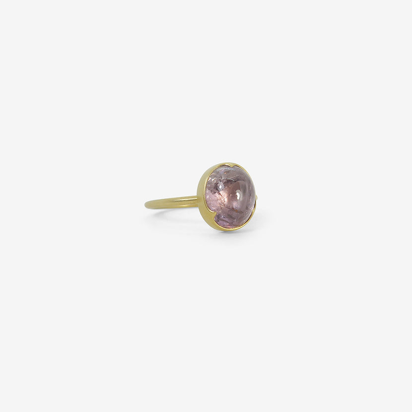 GABRIELLA KISS 18K & OVAL CABOCHON PINK SAPPHIRE RING, 5.04CT