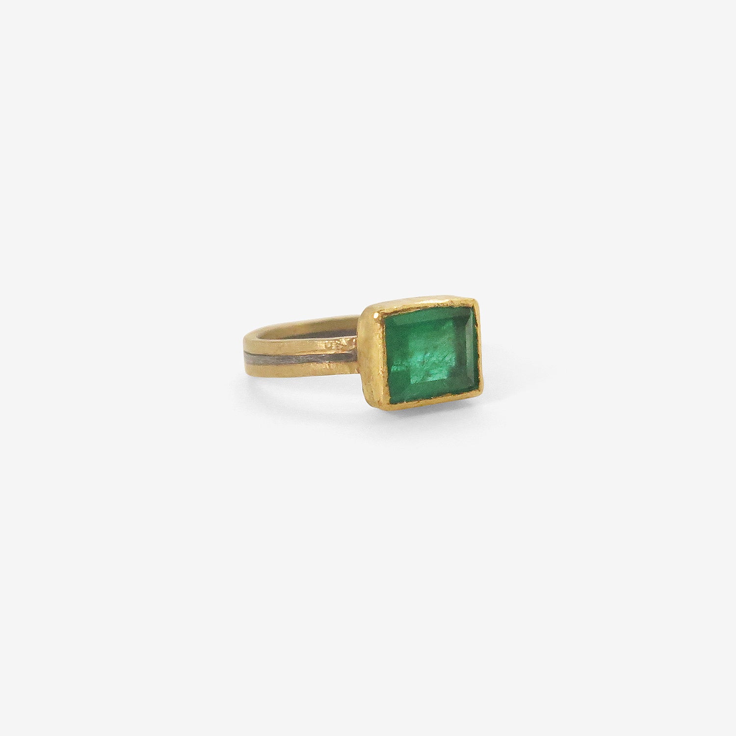 JUDY GEIB 22K & SILVER GORGEOUS DARK GREEN COLOMBIAN EMERALD RING, 1.97CT