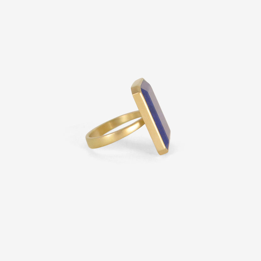 LOLA BROOKS 18K & EMERALD-CUT LAPIS RING, 12.23CT