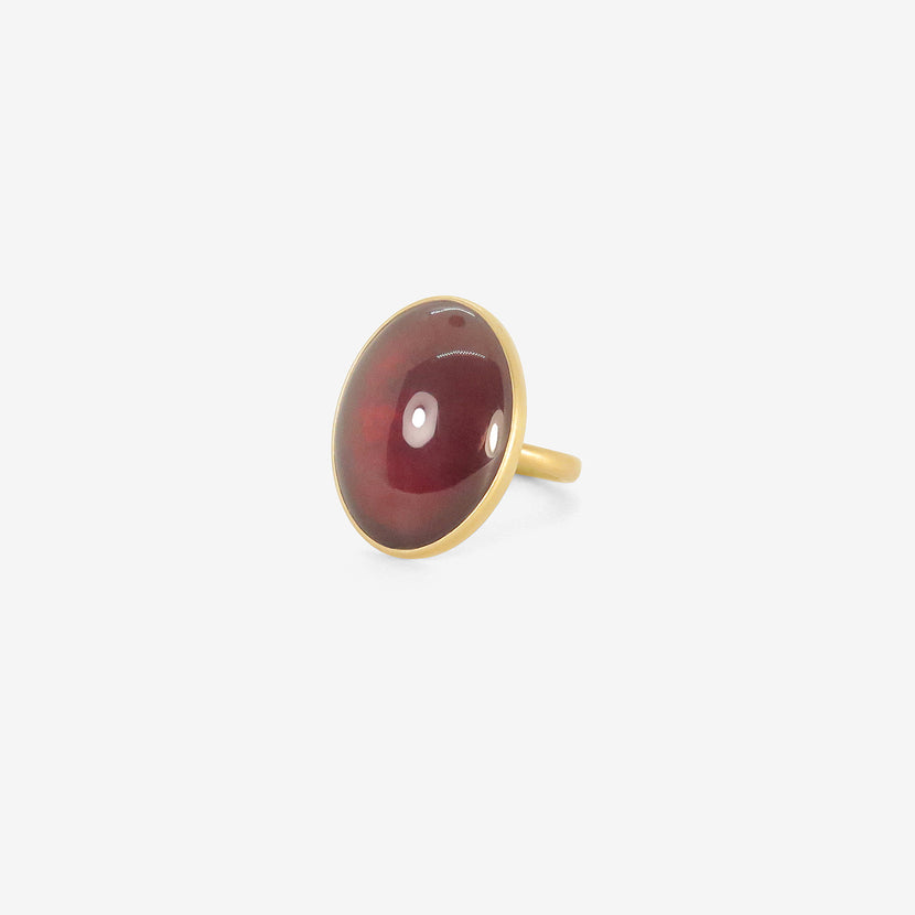 LOLA BROOKS 18K & OVAL HESSONITE GARNET RING, 21.38CT