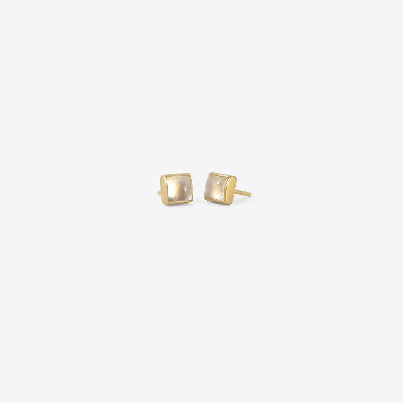 LOLA BROOKS 18K & SQUARE CABOCHON MOONSTONE STUDS, 1.77CT