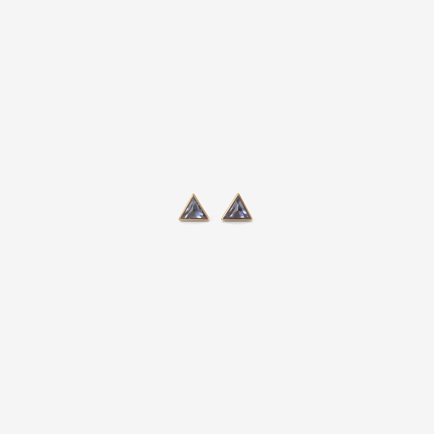 LOLA BROOKS 18K & TRIANGULAR BLUE SAPPHIRE STUDS, 1.03CT