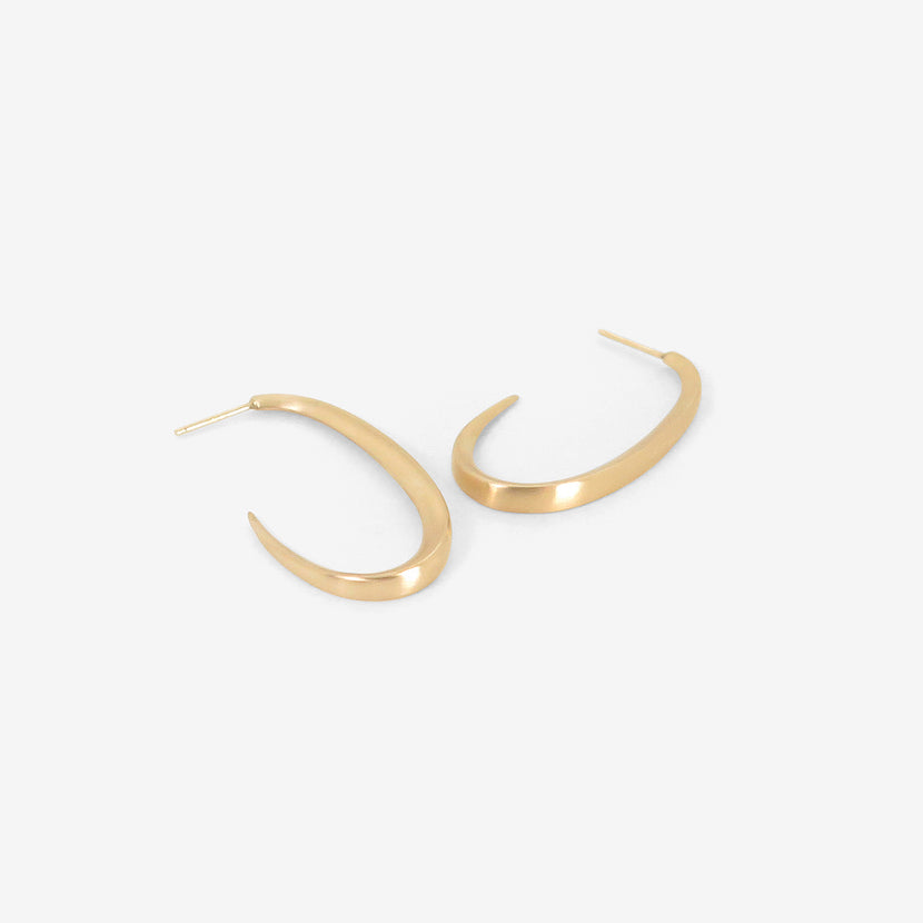 NICOLE LANDAW 14K ELONGATED CRESCENT HOOPS ON POSTS
