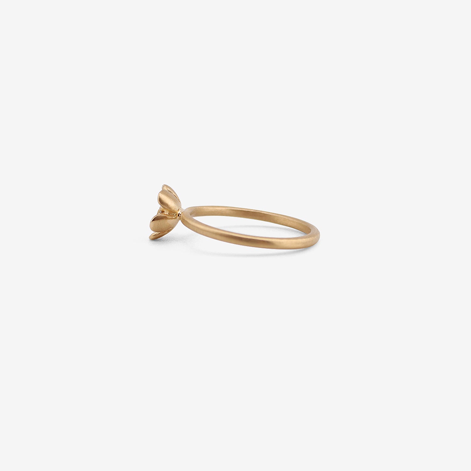 NICOLE LANDAW 14K SINGLE OPEN FLOWER RING WITH DIAMOND, .03CT