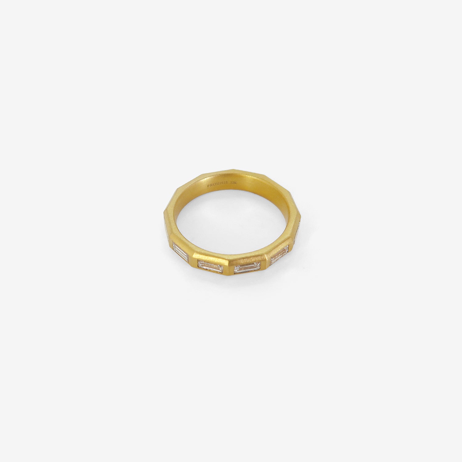 PROUNIS 22K & DIAMOND TWELVE SIDED BAND, 1.48CT