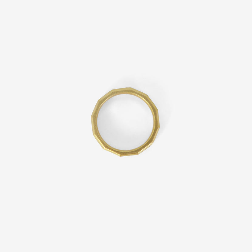 PROUNIS 22K & DIAMOND TWELVE SIDED BAND, 1.48CT