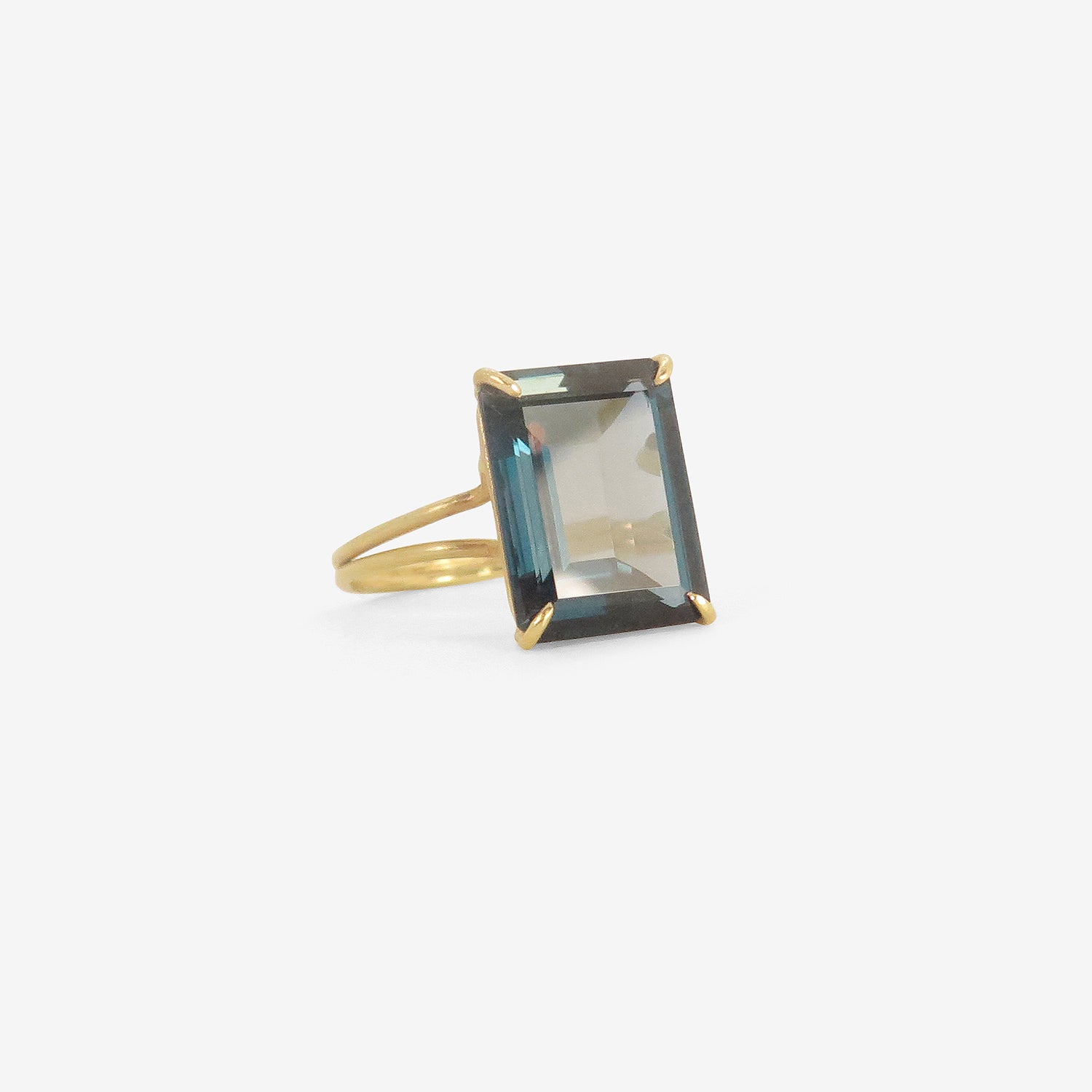 ROSANNE PUGLIESE 18K & EMERALD-CUT LONDON BLUE TOPAZ RING