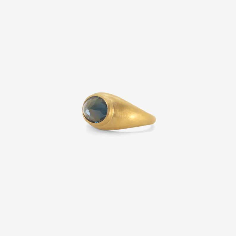 ROSANNE PUGLIESE 22K & FACETED OVAL LONDON BLUE TOPAZ DOMED RING, 3CT