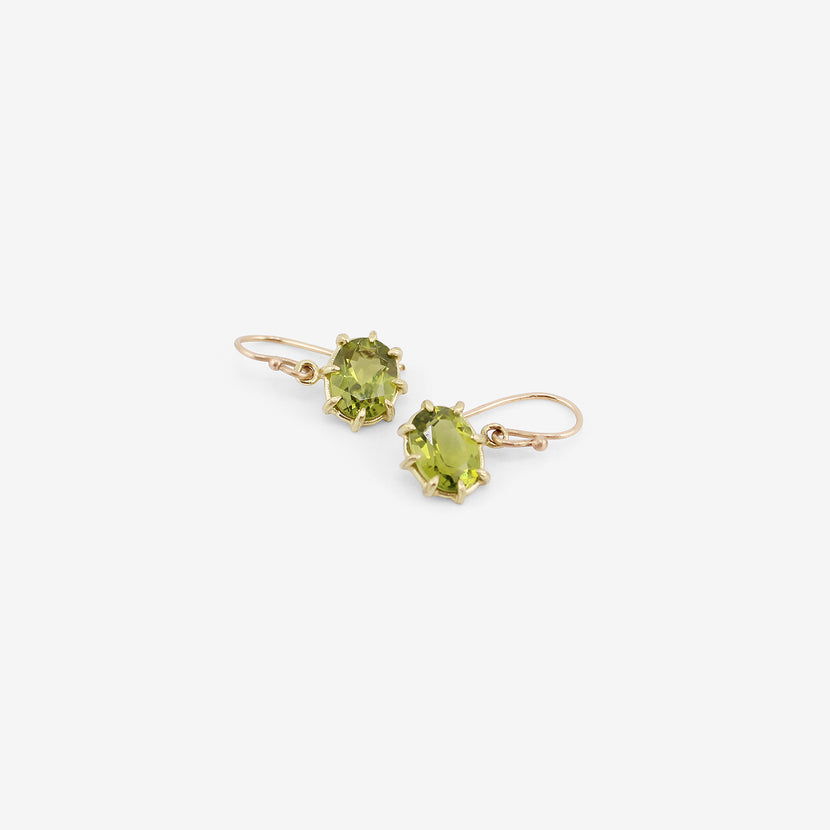 ROSANNE PUGLIESE 18K & FACETED OVAL PERIDOT EAST/WEST MINI GEM EARRINGS