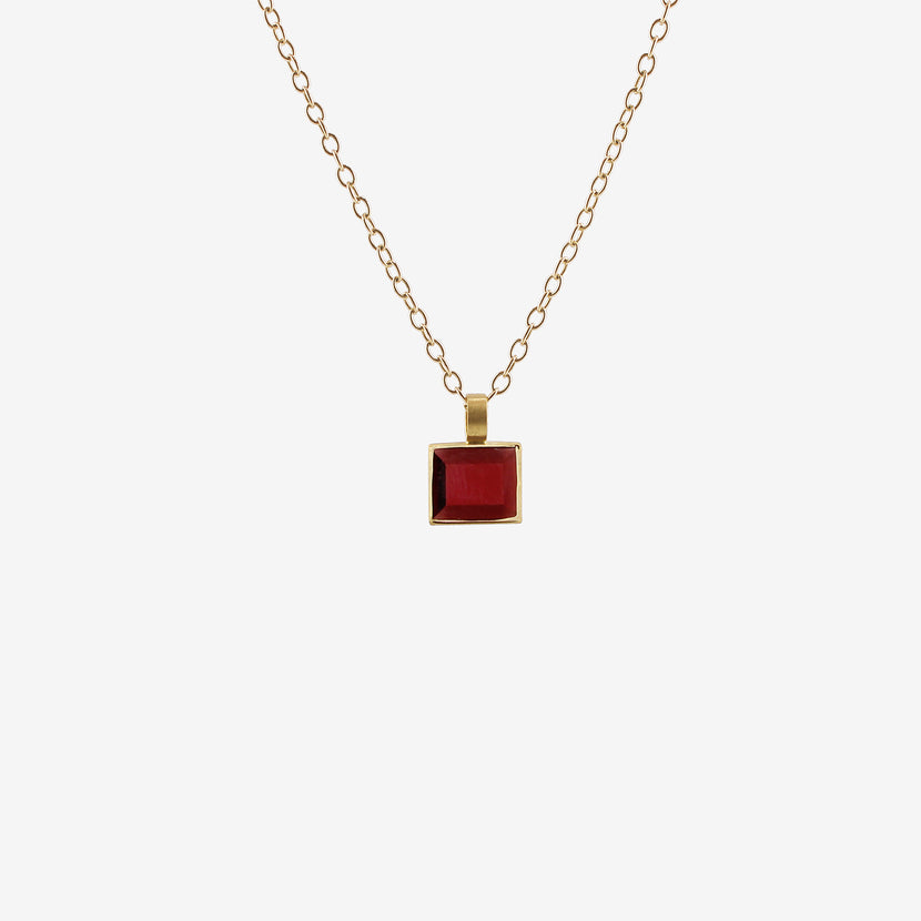 ROSANNE PUGLIESE 22K & RECTANGULAR GARNET SLICE PENDANT