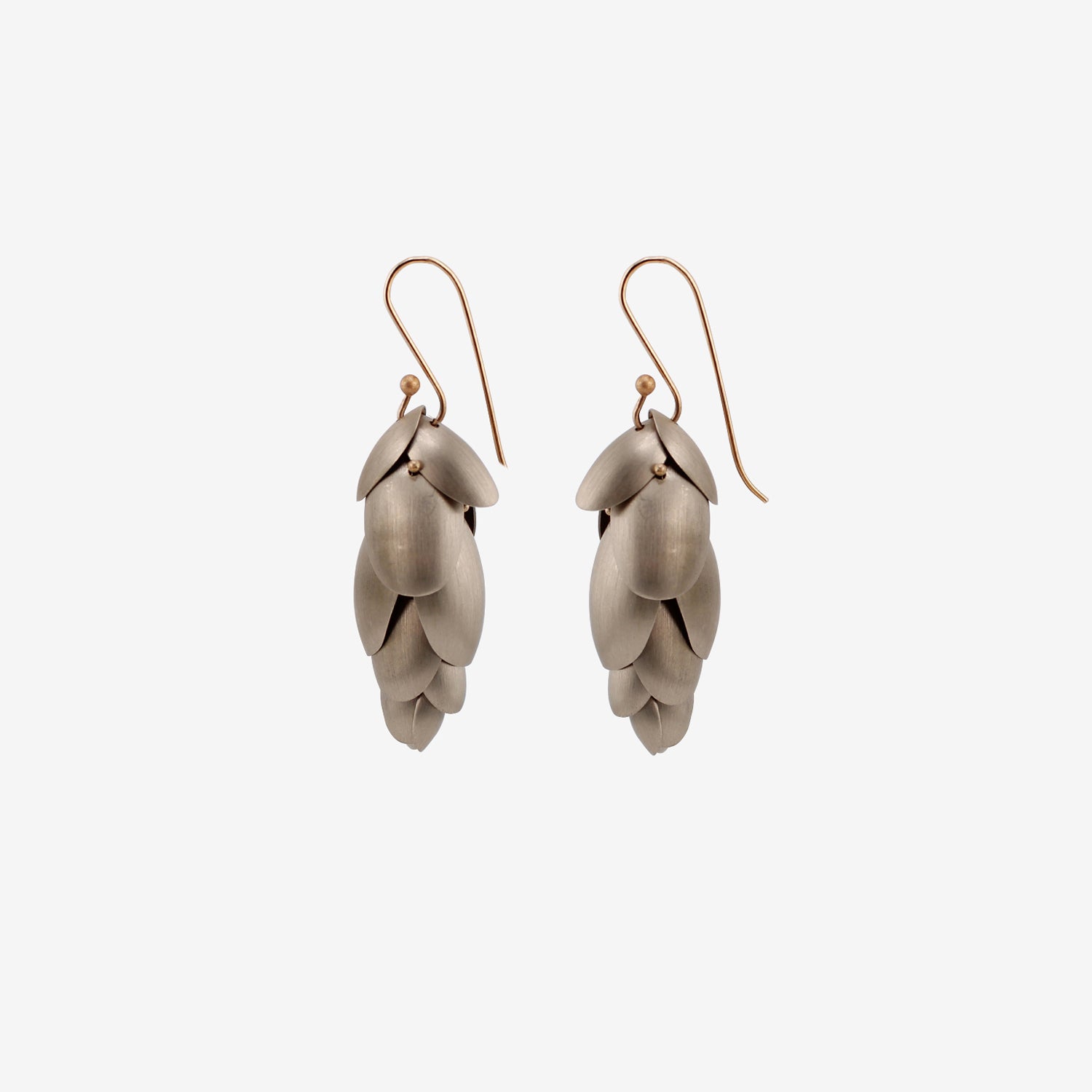 TED MUEHLING 14K WHITE GOLD SMALL ARTICULATED PINECONE EARRINGS