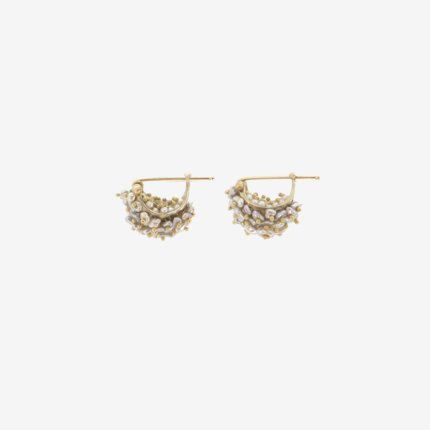 TED MUEHLING 18K WHITE GOLD & KESHI PEARL BASKET EARRINGS