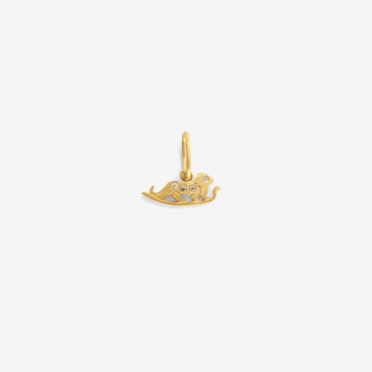 DARIUS 18K & DIAMOND MINI LEO DENDERA ZODIAC PENDANT