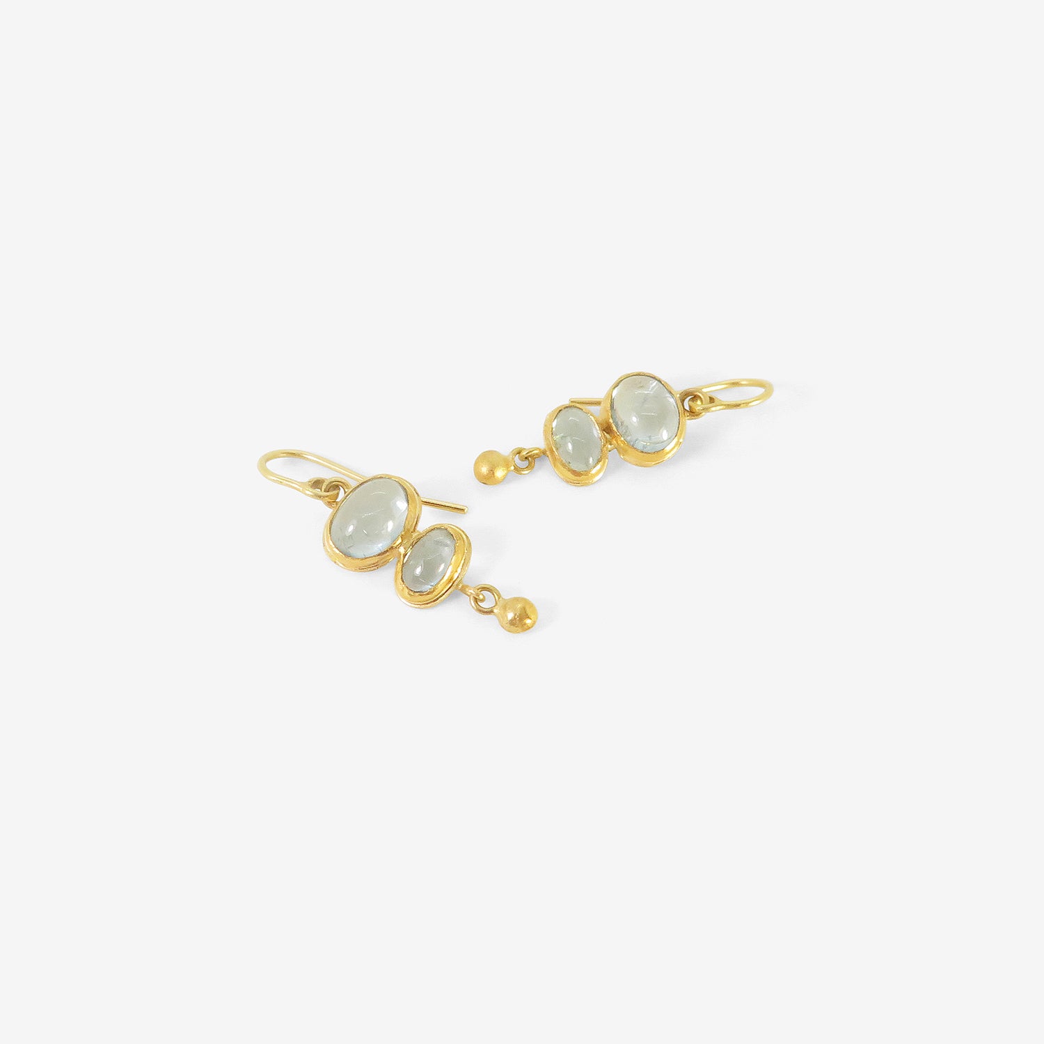 JUDY GEIB 18K & CABOCHON AQUAMARINE DOUBLE DROP EARRINGS WITH 22K DROPS, 3.94CT
