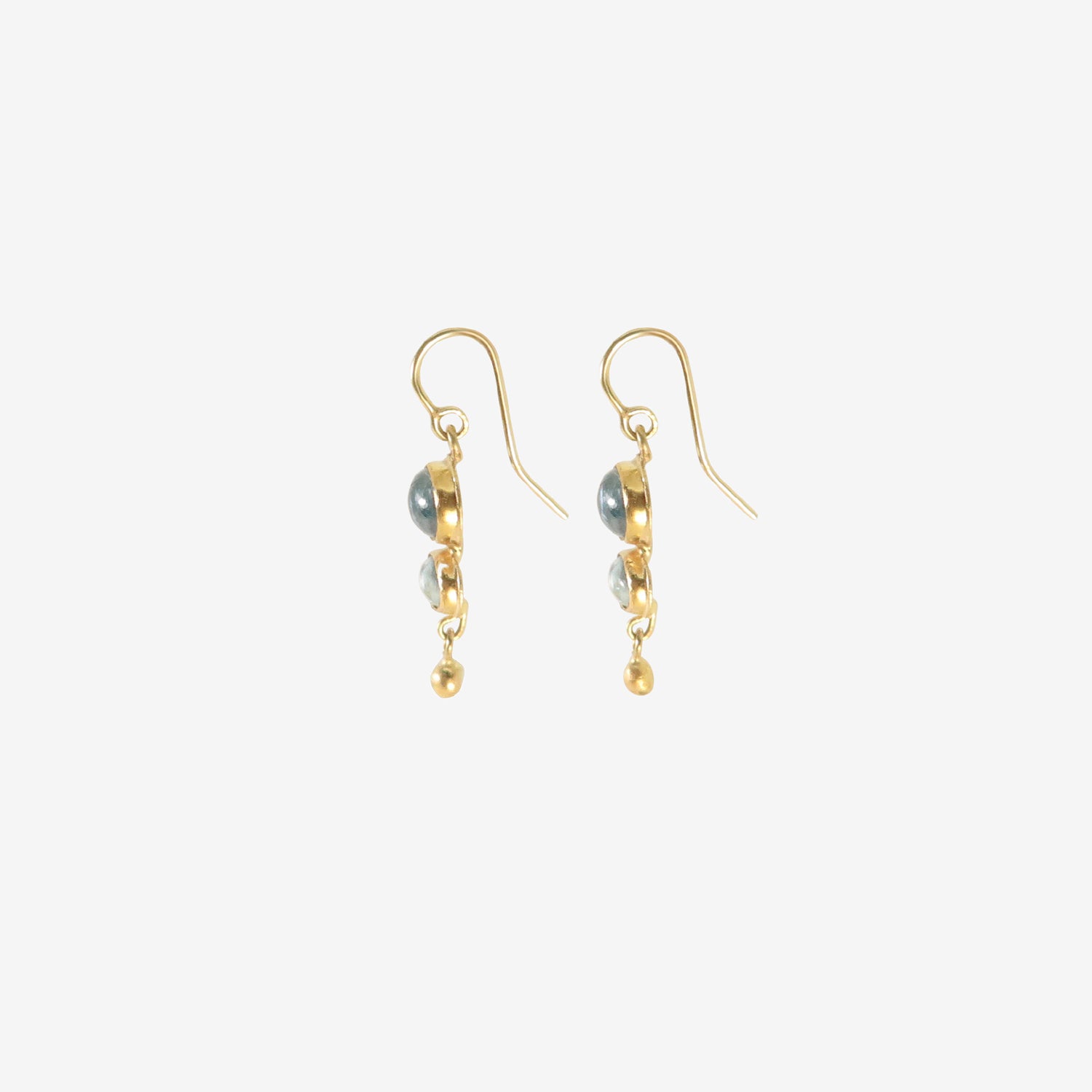 JUDY GEIB 18K & CABOCHON AQUAMARINE DOUBLE DROP EARRINGS WITH 22K DROPS, 3.94CT