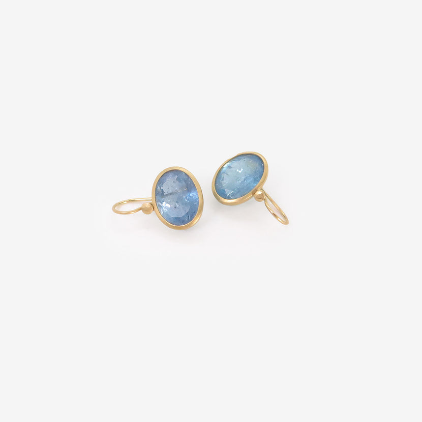 LOLA BROOKS 18K & OVAL AQUAMARINE EARRINGS, 16.13CT