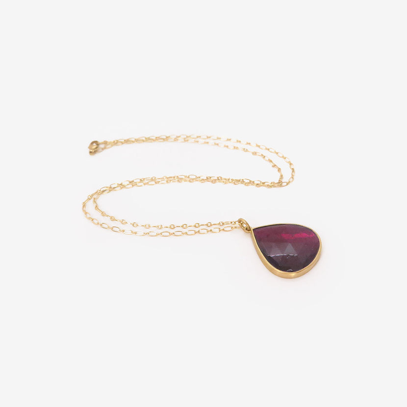 LOLA BROOKS 18K & LARGE TEARDROP-SHAPED GARNET PENDANT, 19.07CT