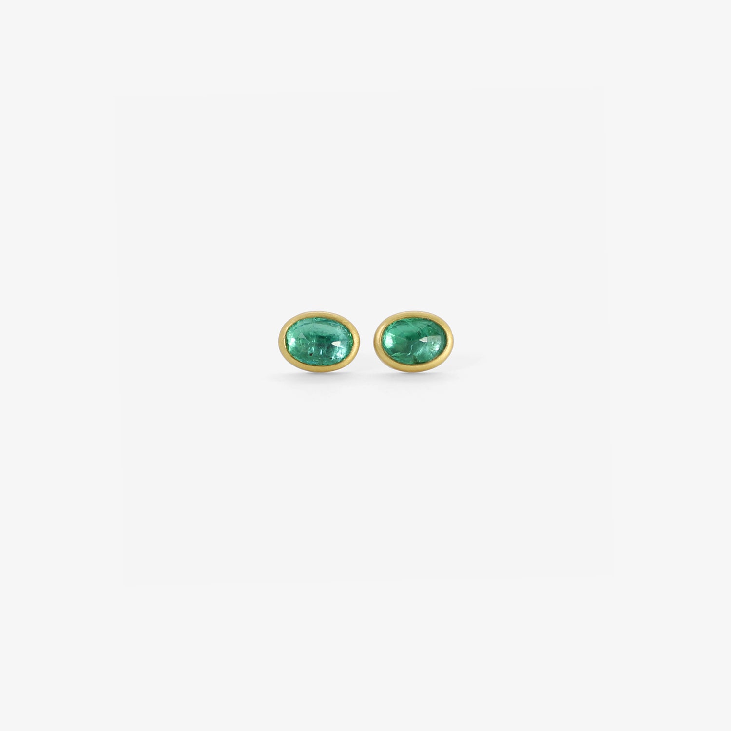 LOLA BROOKS 18K & OVAL COLOMBIAN EMERALD STUDS, 1.26CT