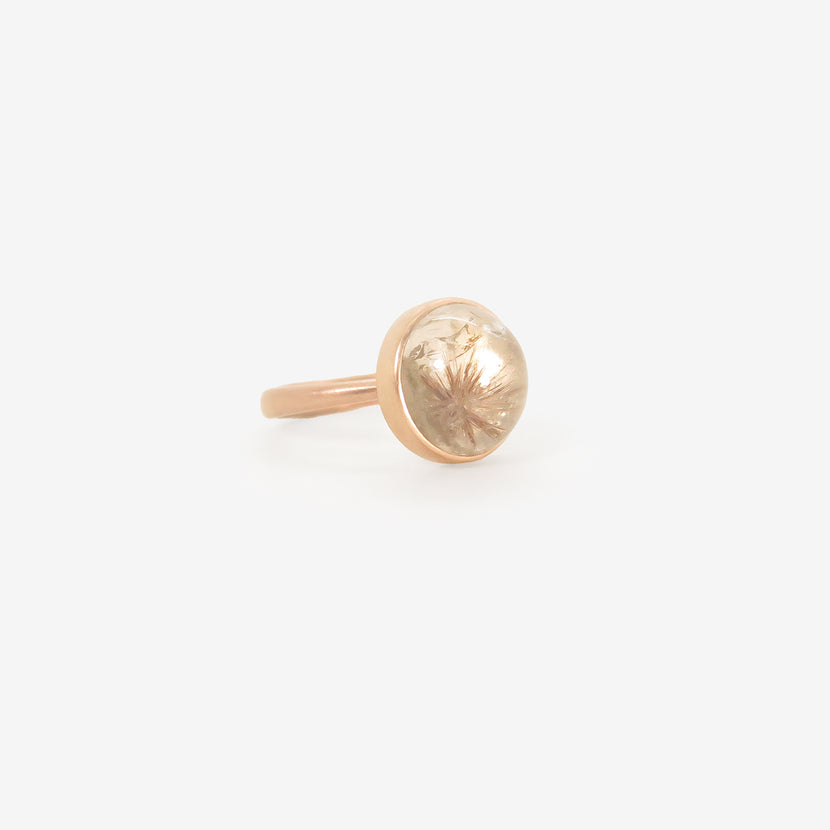 LOLA BROOKS 18K & ROUND RUTILATED QUARTZ RING, 9.67CT