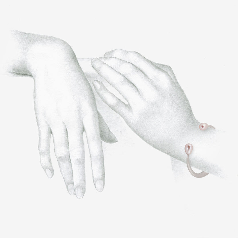 TED MUEHLING STERLING SILVER & PALE PINK PEARL OPEN BANGLE