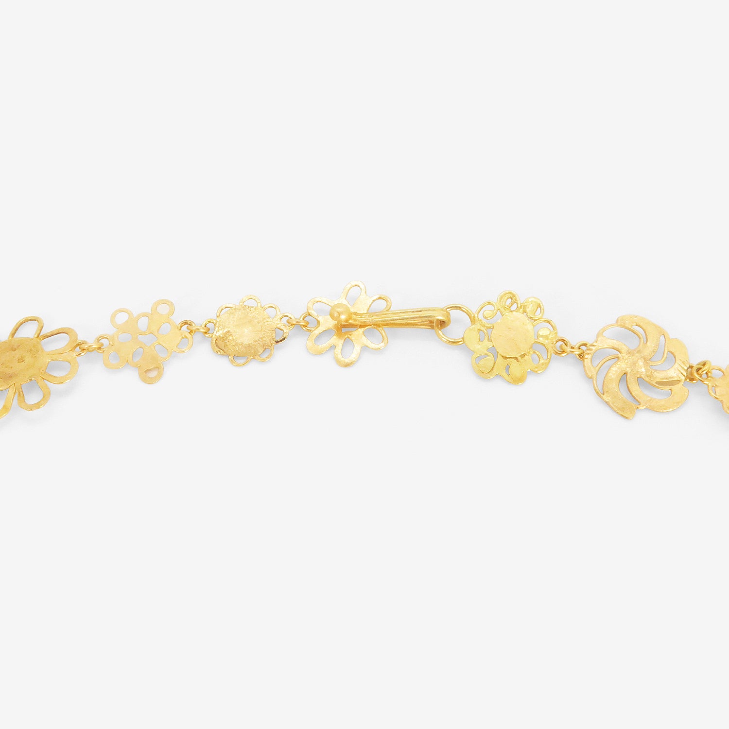 JUDY GEIB 18K SMALL FLOWERY CHAIN NECKLACE