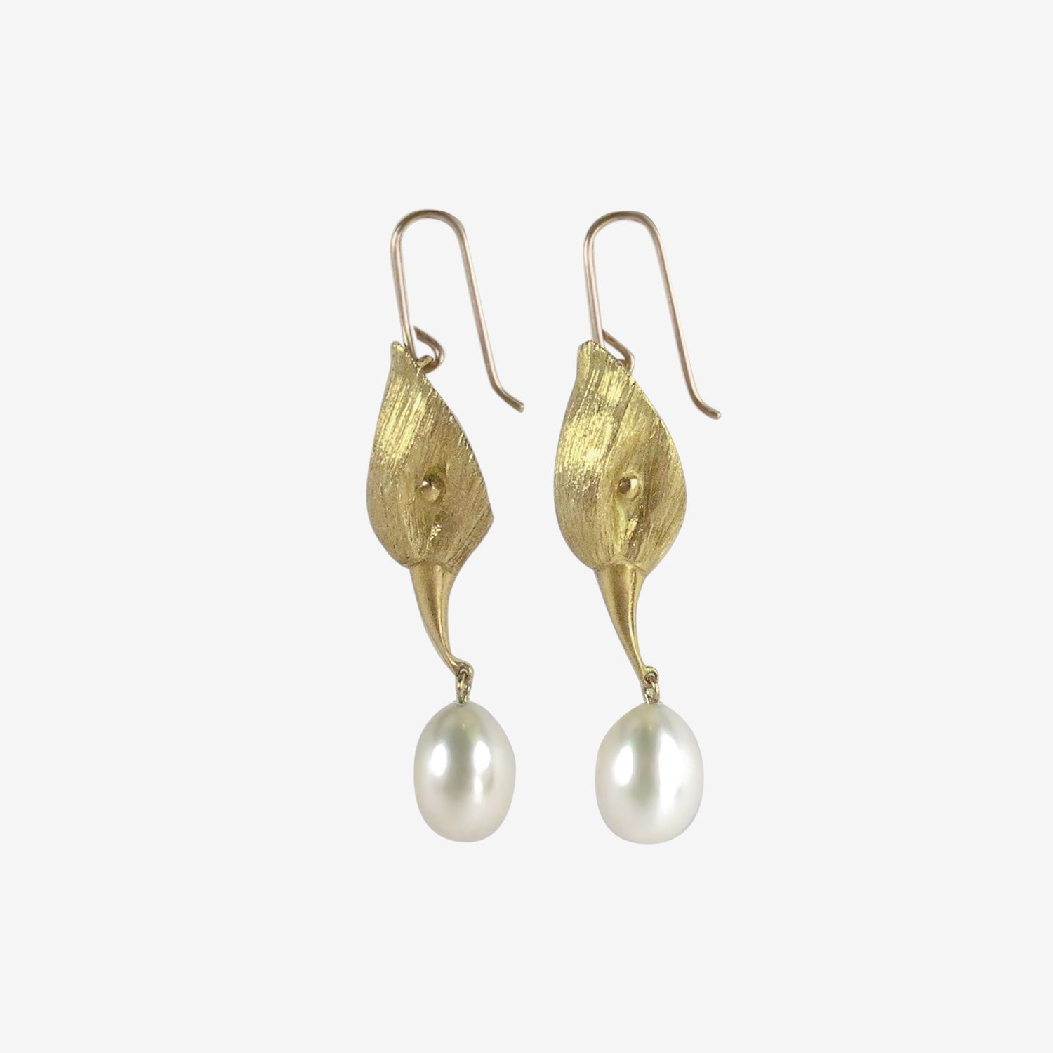 GABRIELLA KISS 18K BIRD HEAD EARRINGS WITH PEARL EGGS