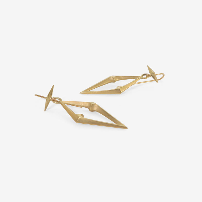 GABRIELLA KISS 18K LARGE CHISELED OPEN LINK EARRINGS