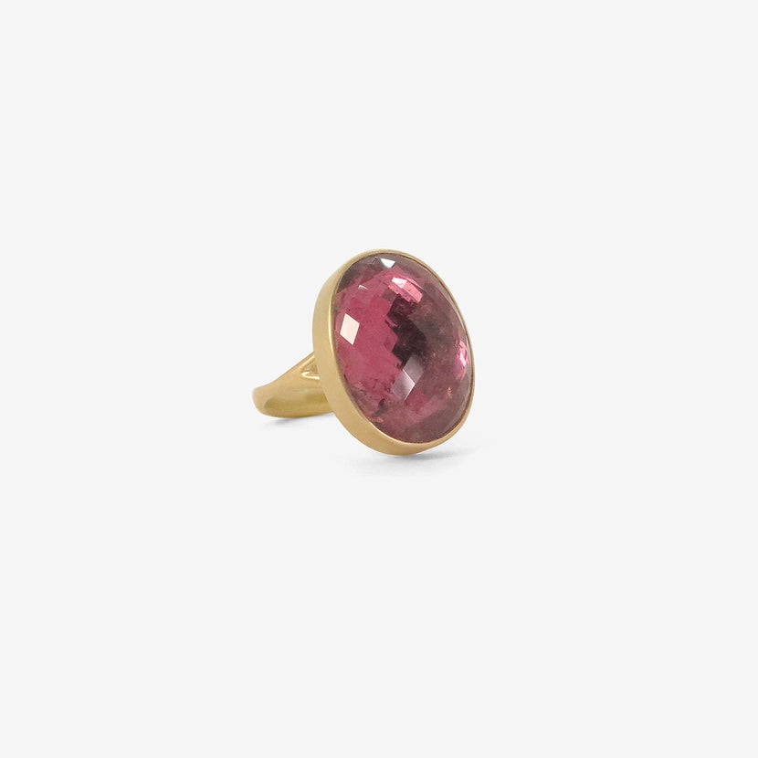 LOLA BROOKS 18K & CHECKERED OVAL PINK TOURMALINE RING, 17.15CT