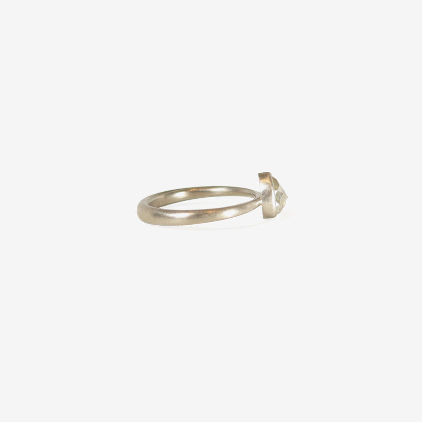 LOLA BROOKS 18K PALLADIUM & PEAR-SHAPED FOGGY WHITE DIAMOND RING, 0.95CT