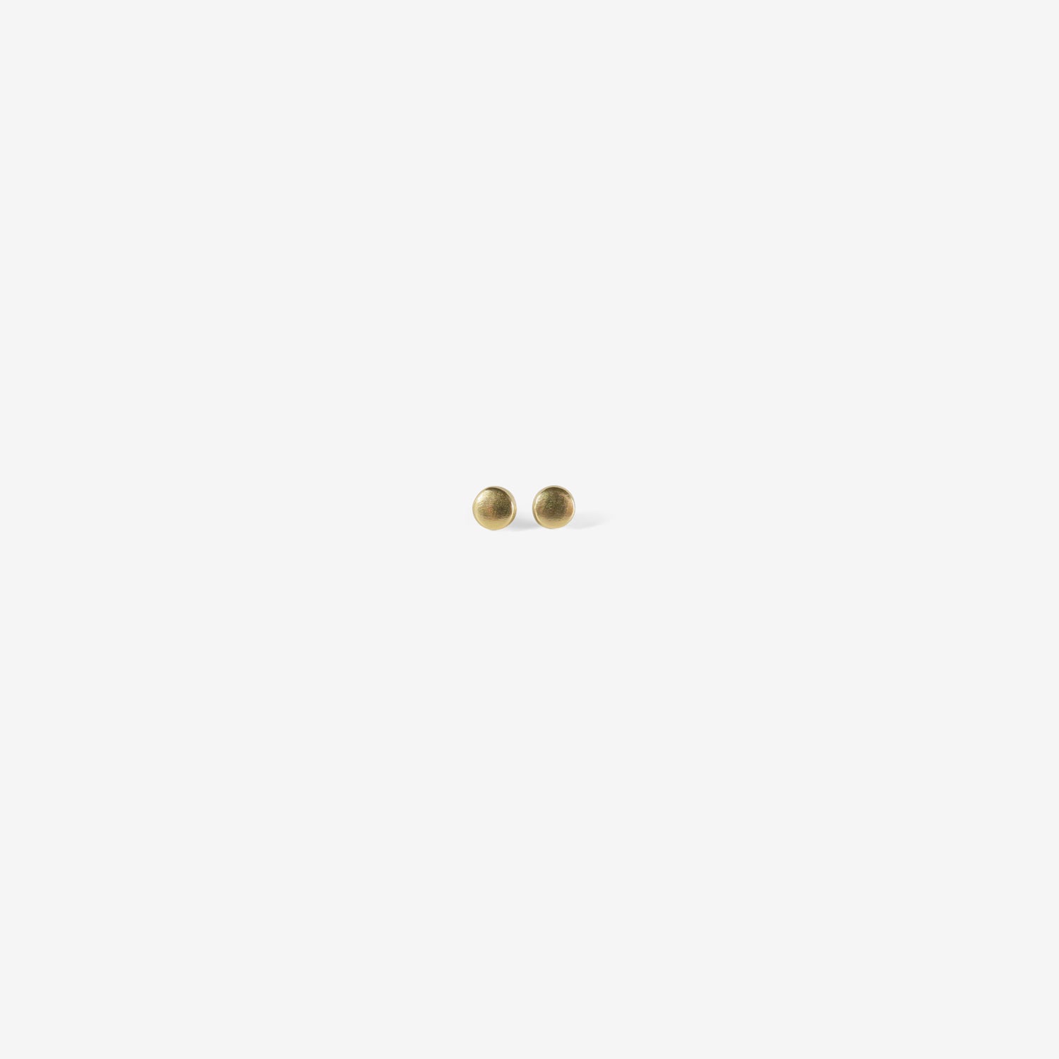 NICOLE LANDAW 14K SMALL HEWN CIRCLE STUDS