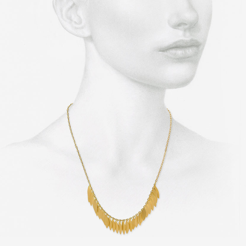 SIA TAYLOR 18K GOLDEN LEAF ARC NECKLACE