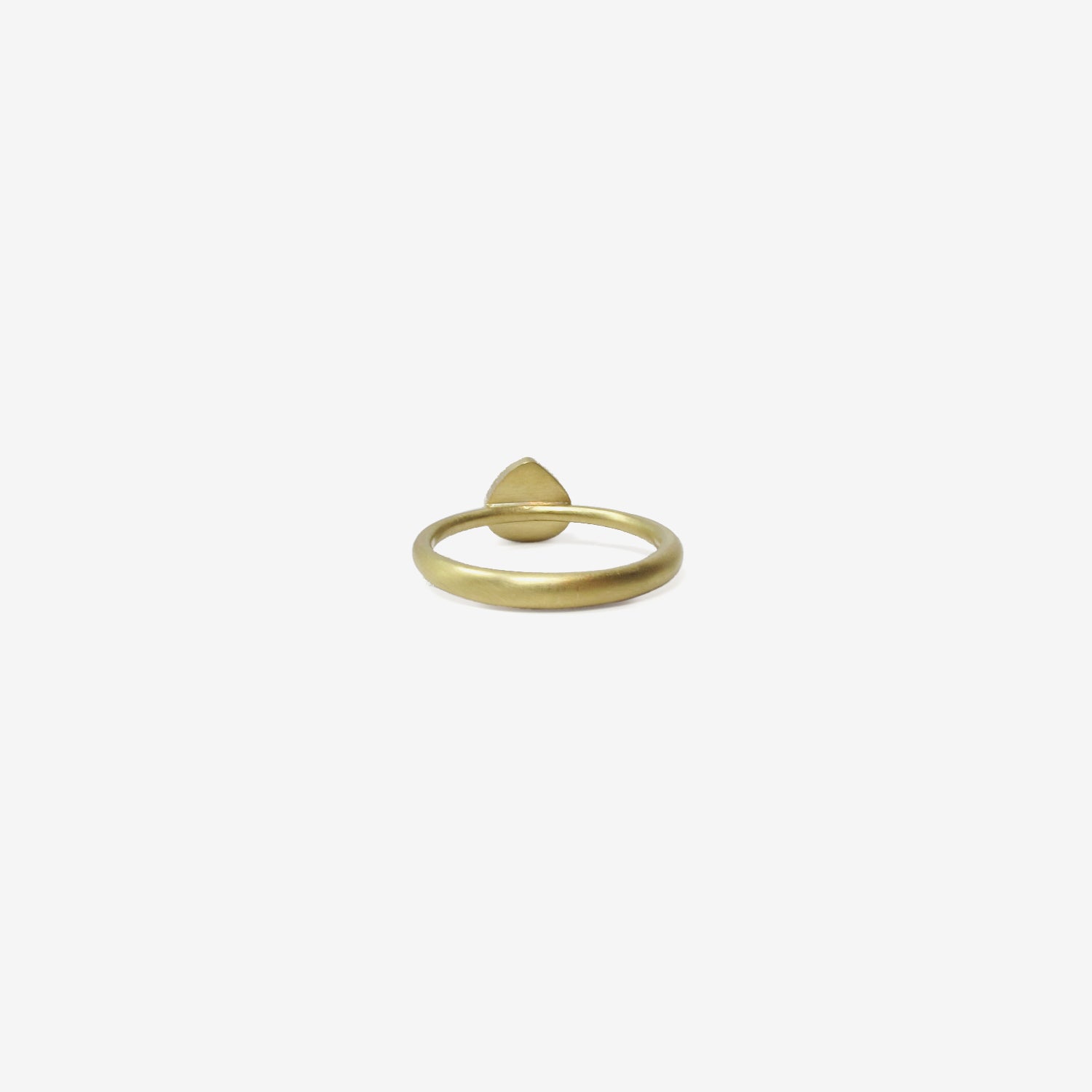 LOLA BROOKS 18K & GREY TEAR-DROP DIAMOND RING, 1.33CT