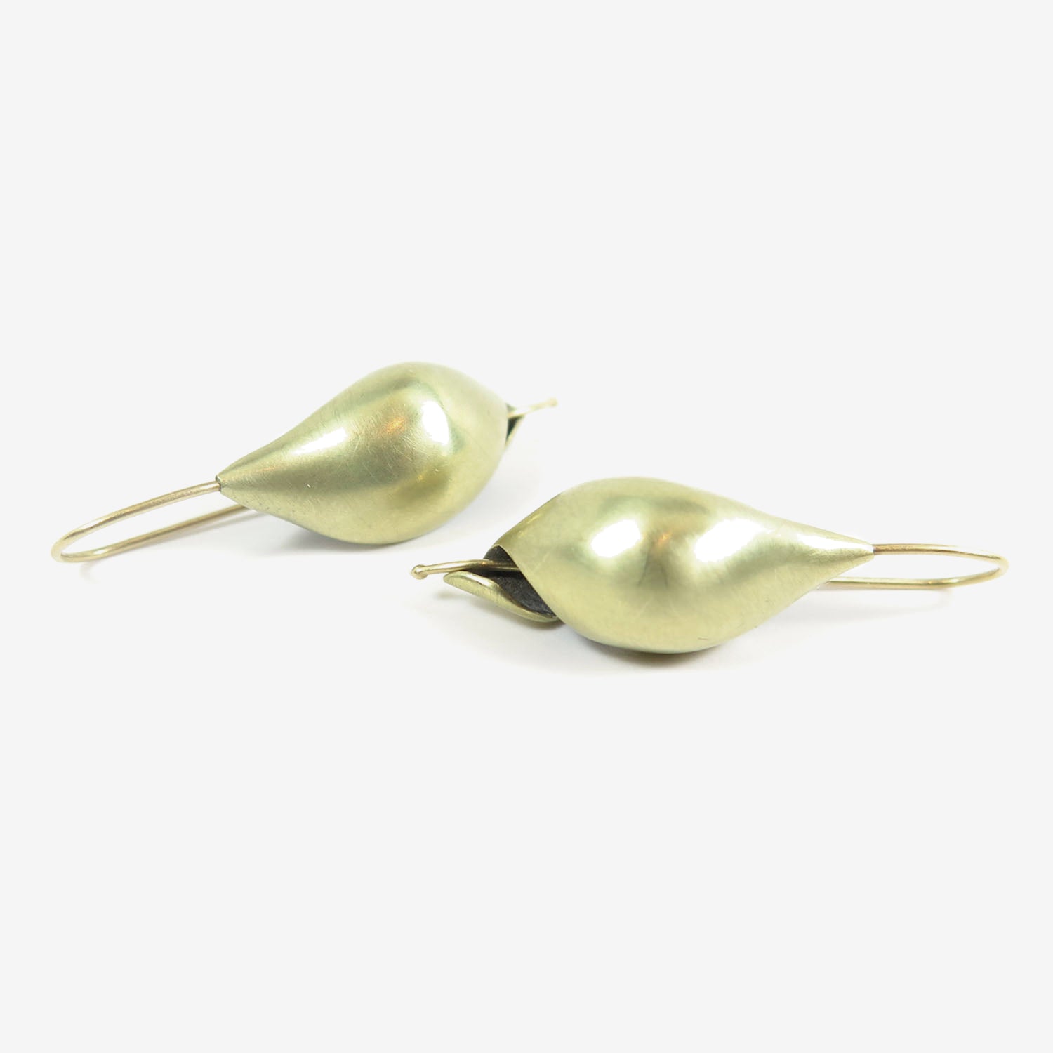 TED MUEHLING 14K GREEN GOLD NEW SHELLS