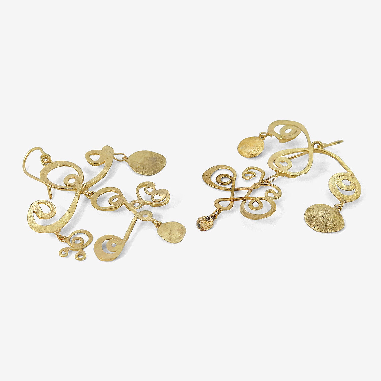 JUDY GEIB 18K CALLIGRAPHIC EARRINGS