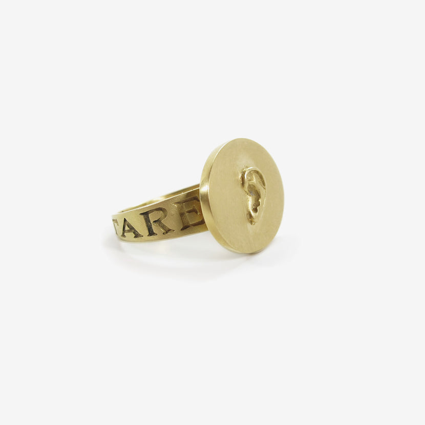 GABRIELLA KISS 10K LOVE TOKEN RING – “AUSCULTARE” – TO LISTEN