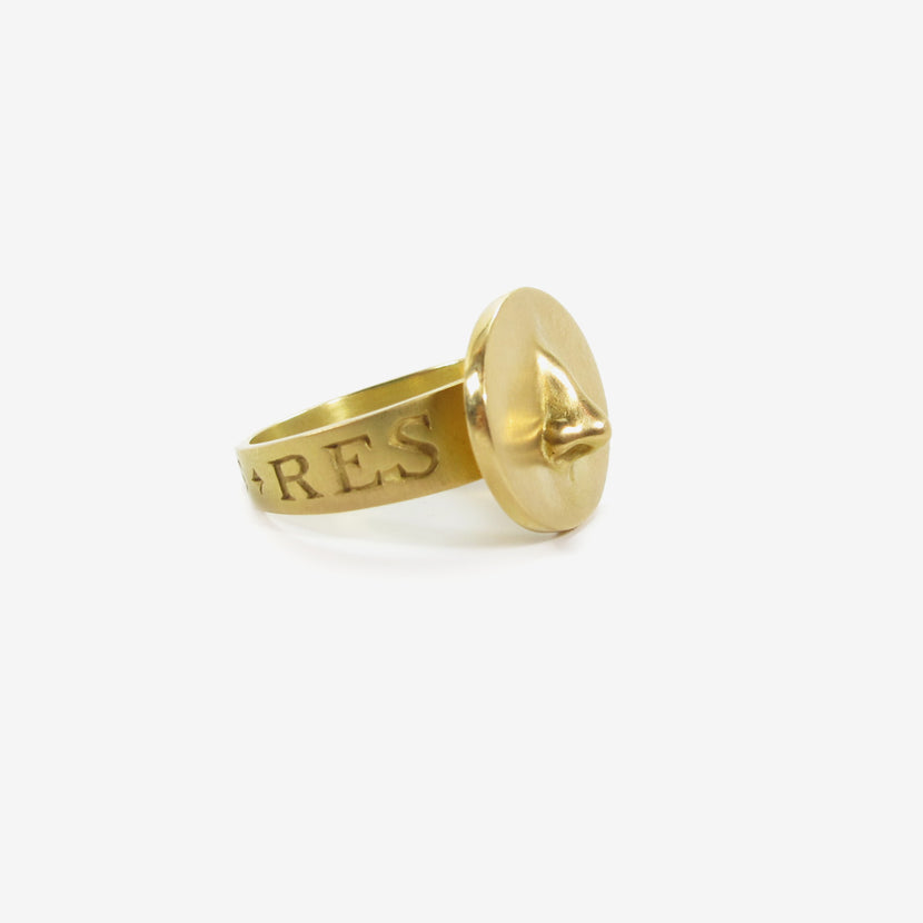GABRIELLA KISS 18K LOVE TOKEN RING – “IN MEDIAS RES” – INTO THE MIDST, SIZE 7 1/4