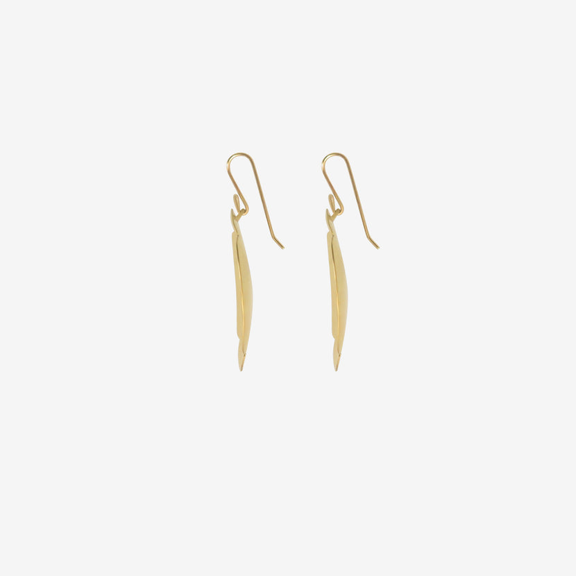 GABRIELLA KISS 18K GIANT OVAL SCALLOP EARRINGS