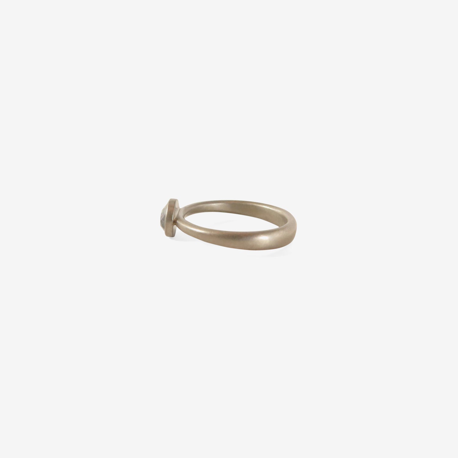 LOLA BROOKS 18K PALLADIUM & HORIZONTAL PEAR SHAPED DIAMOND RING