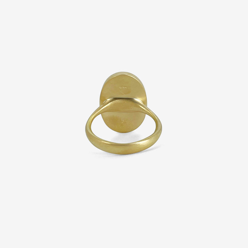 LOLA BROOKS 18K & OVAL PINKISH PURPLE CHALCEDONY RING, 11.35CT