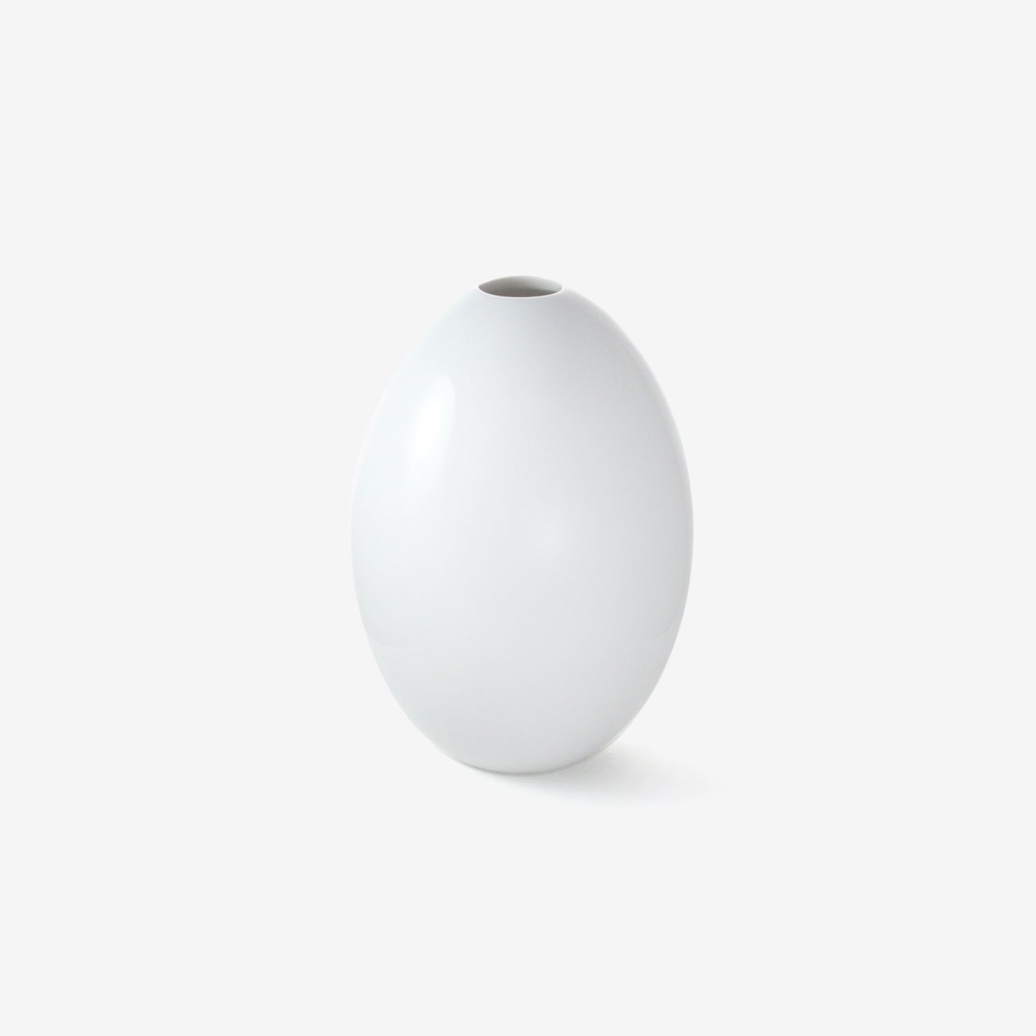 TED MUEHLING WHITE GLAZED SMALL EGG VASE