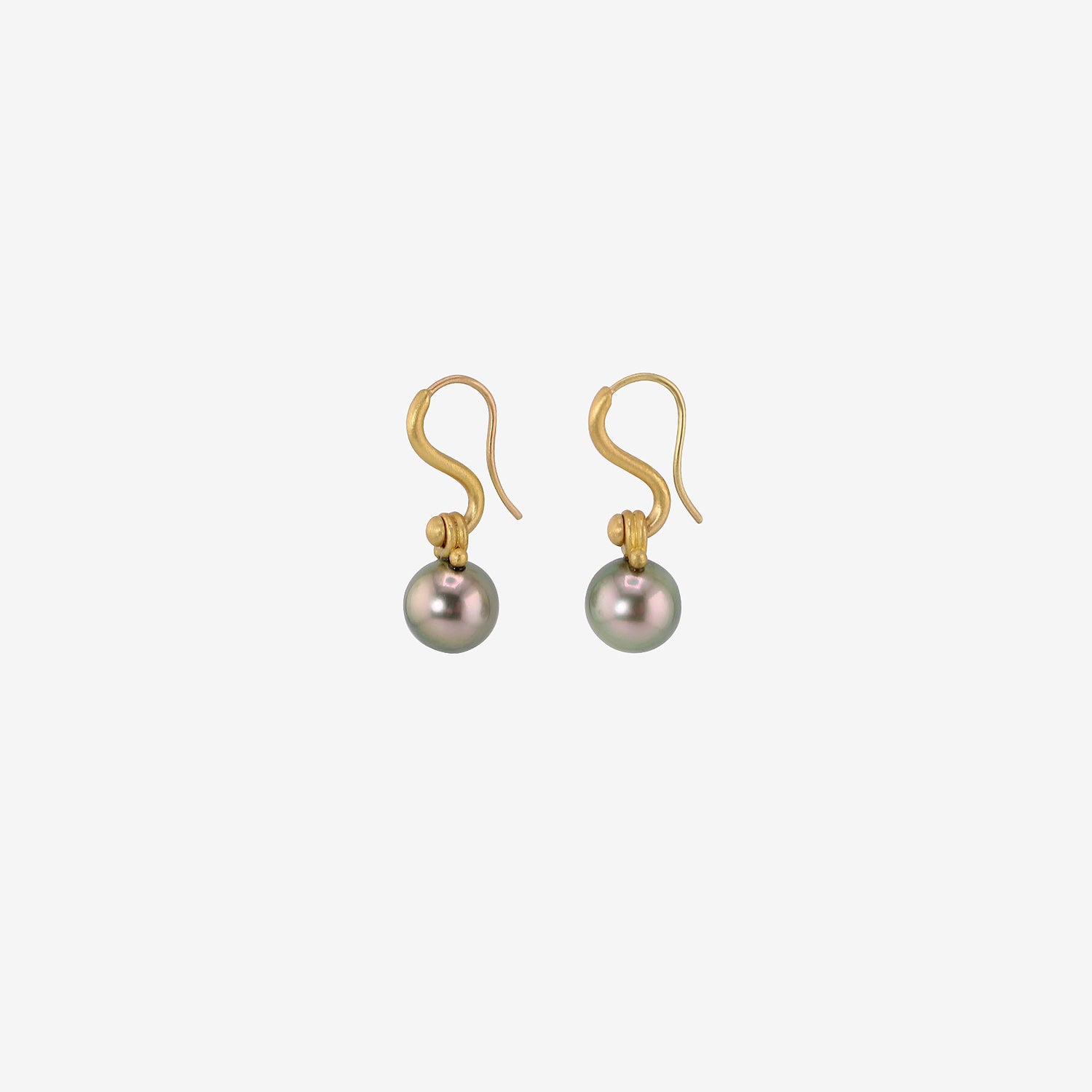 DENISE BETESH 22K & TAHATIAN PEARL EARRINGS