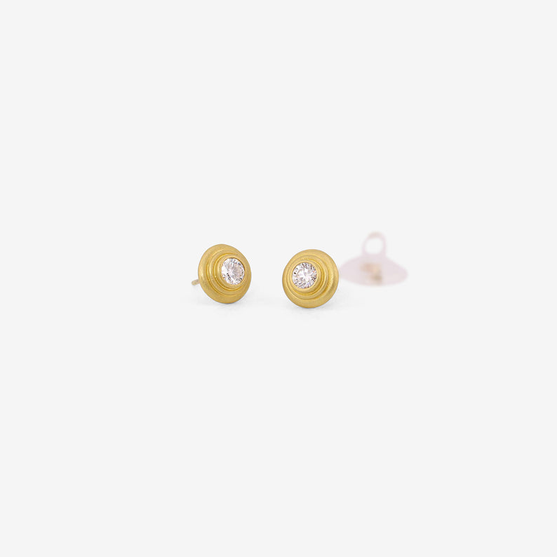 DENISE BETESH 22K & DIAMOND RIPPLED BEZEL STUDS, .50CT