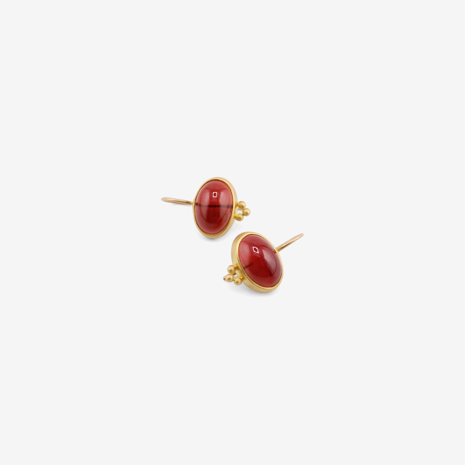 DENISE BETESH 22K & HORIZONTAL OVAL GARNET EARRINGS WITH GRANULATION DETAIL