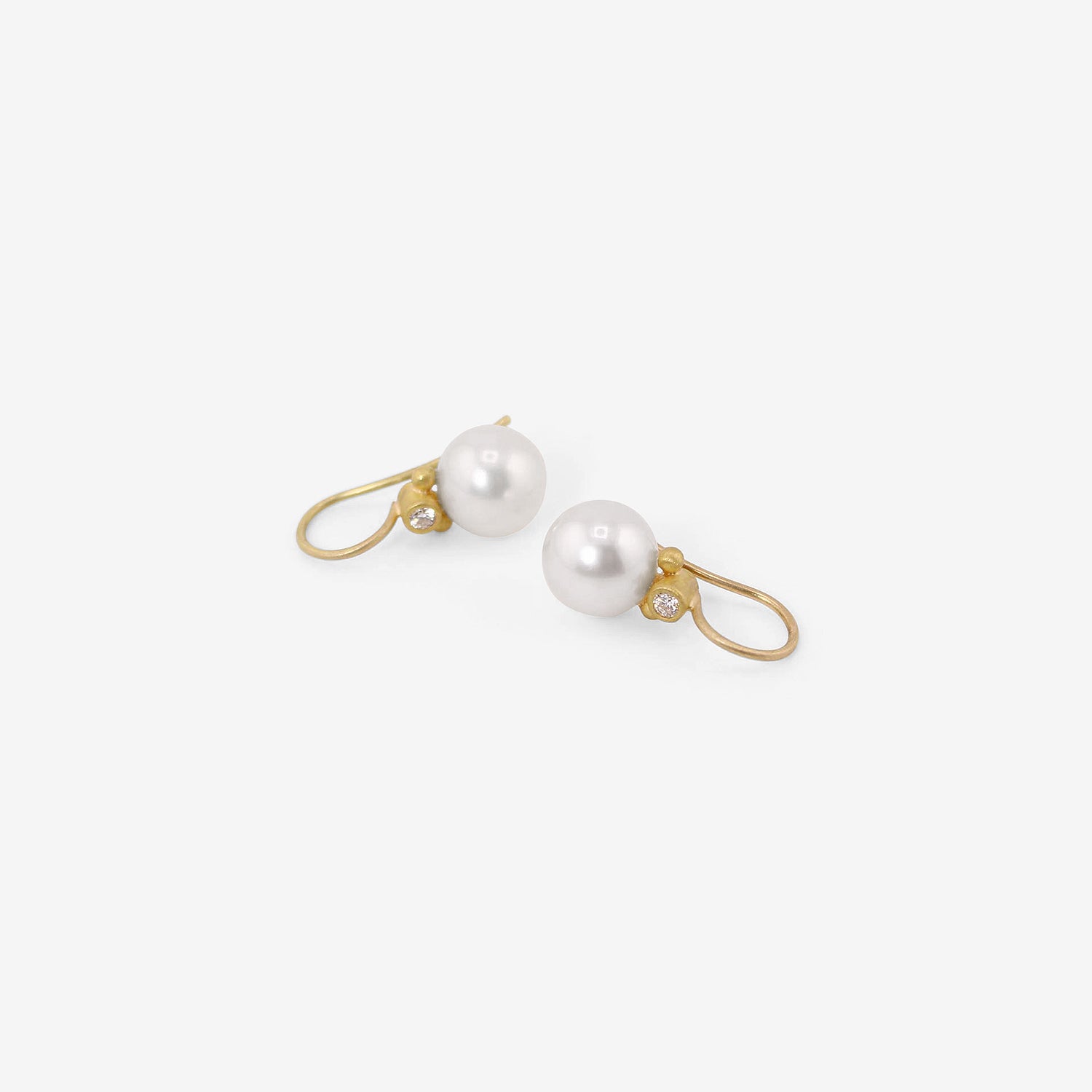 DENISE BETESH 22K & WHITE FRESHWATER PEARL EARRINGS WITH DIAMONDS, .10CT