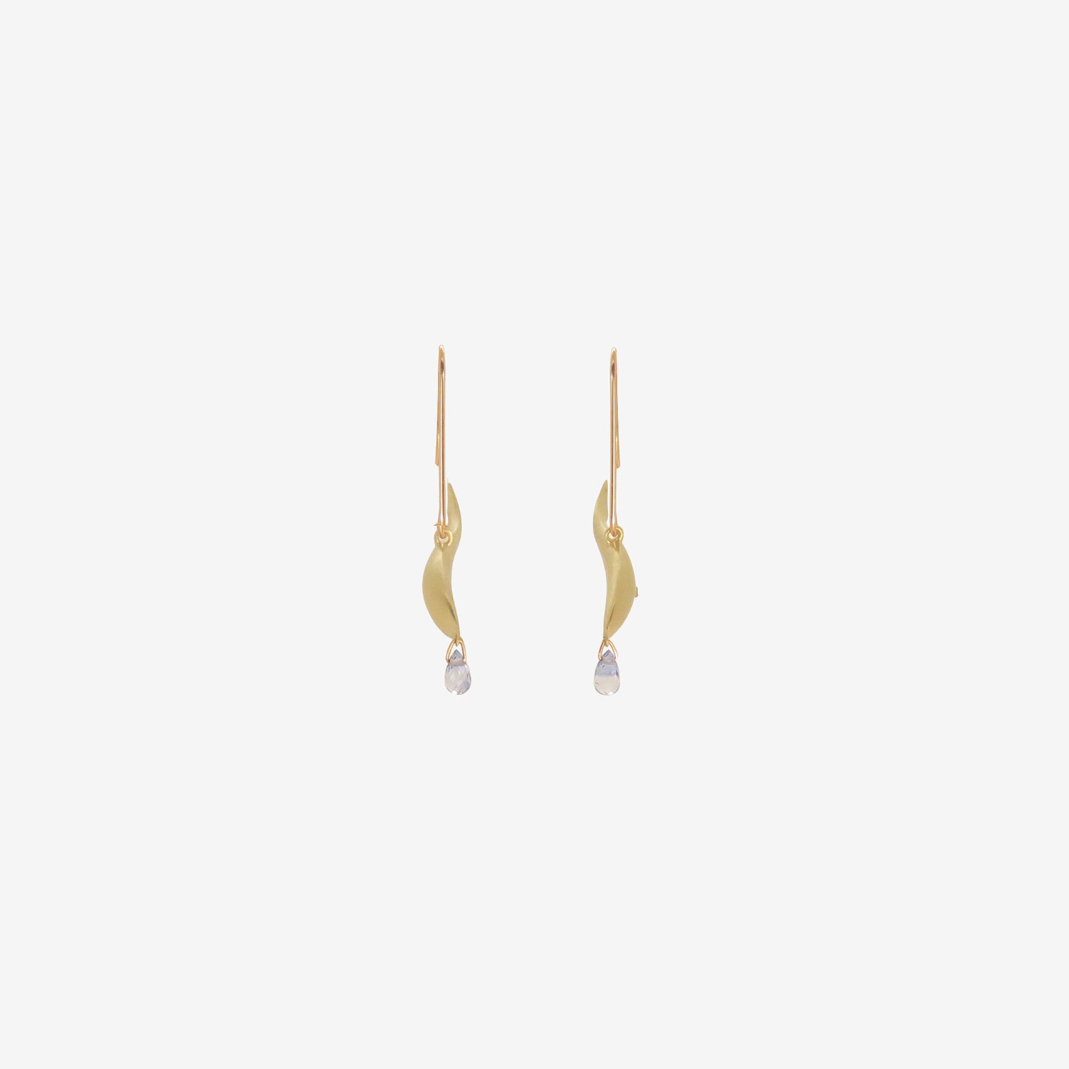 GABRIELLA KISS 14K GREEN GOLD FISH EARRINGS WITH BLUE SAPPHIRE BRIOLETTES