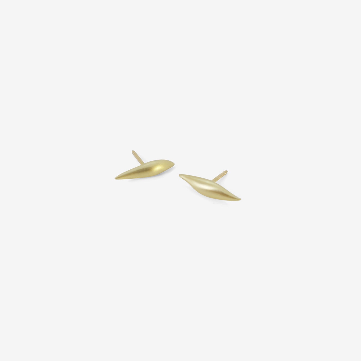 GABRIELLA KISS 14K GREEN GOLD SMALL SLUG STUDS