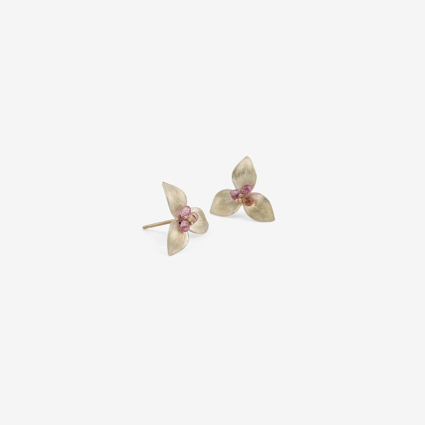 GABRIELLA KISS 14K GREEN GOLD & PINK SAPPHIRE SINGLE TRILLIUM STUDS